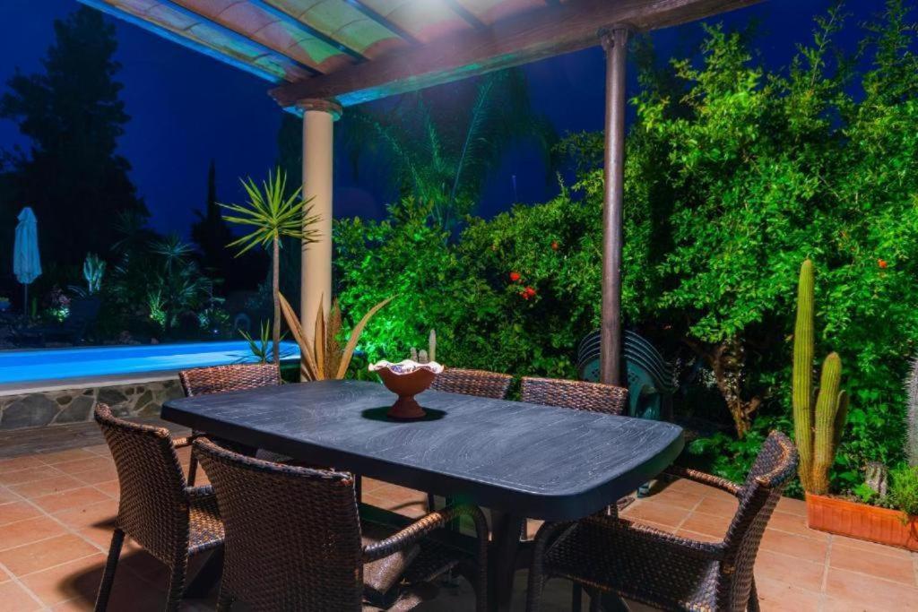 Finca Mallorquin Малага Екстер'єр фото